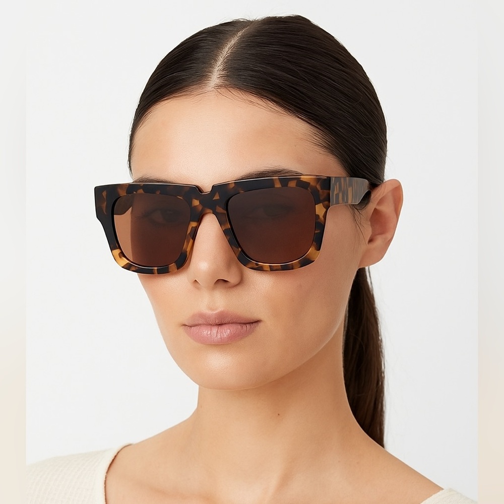Tortoise Shell Square Sunglasses
